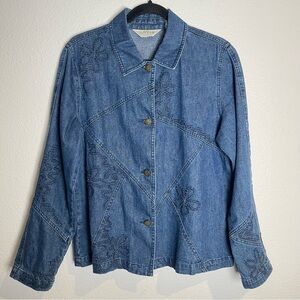 Orvis Denim Jean Jacket Size Medium Embroidered Floral Boho Western Lagenlook